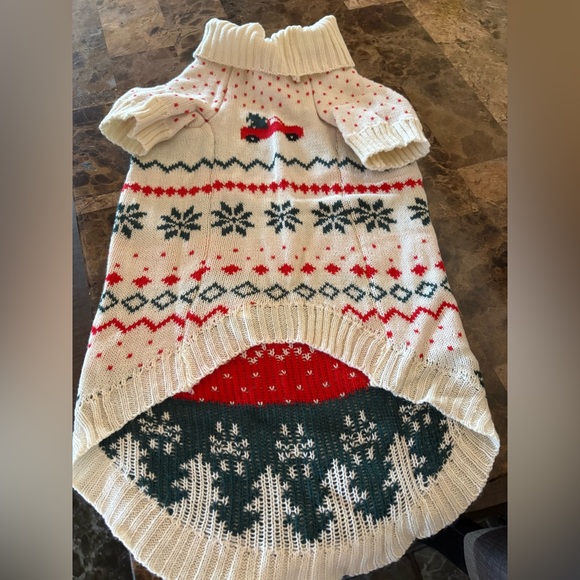 Heart To Tail Festive Knit Dog Sweater with Snowflake Design. Stretchy. Size L - Picture 4 of 4